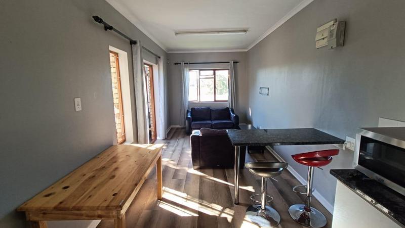 To Let 2 Bedroom Property for Rent in Grahamstown Eastern Cape